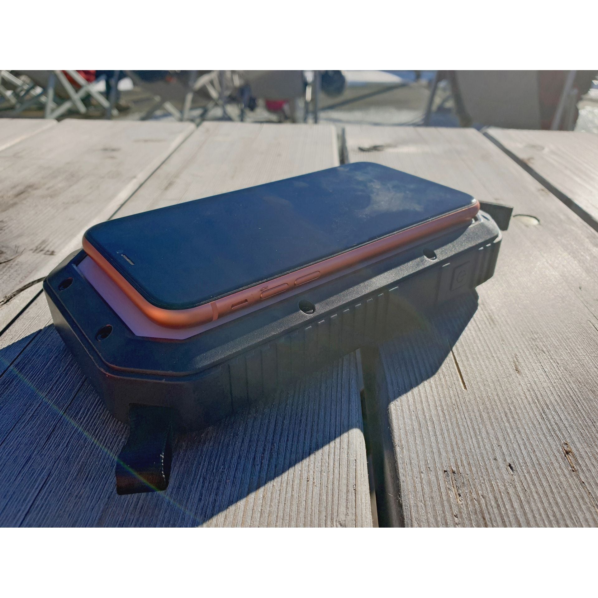 BasicNature Powerbank 20 PD 20 000 mAh – Langaton lataus, aurinkolataus ja LED-valo